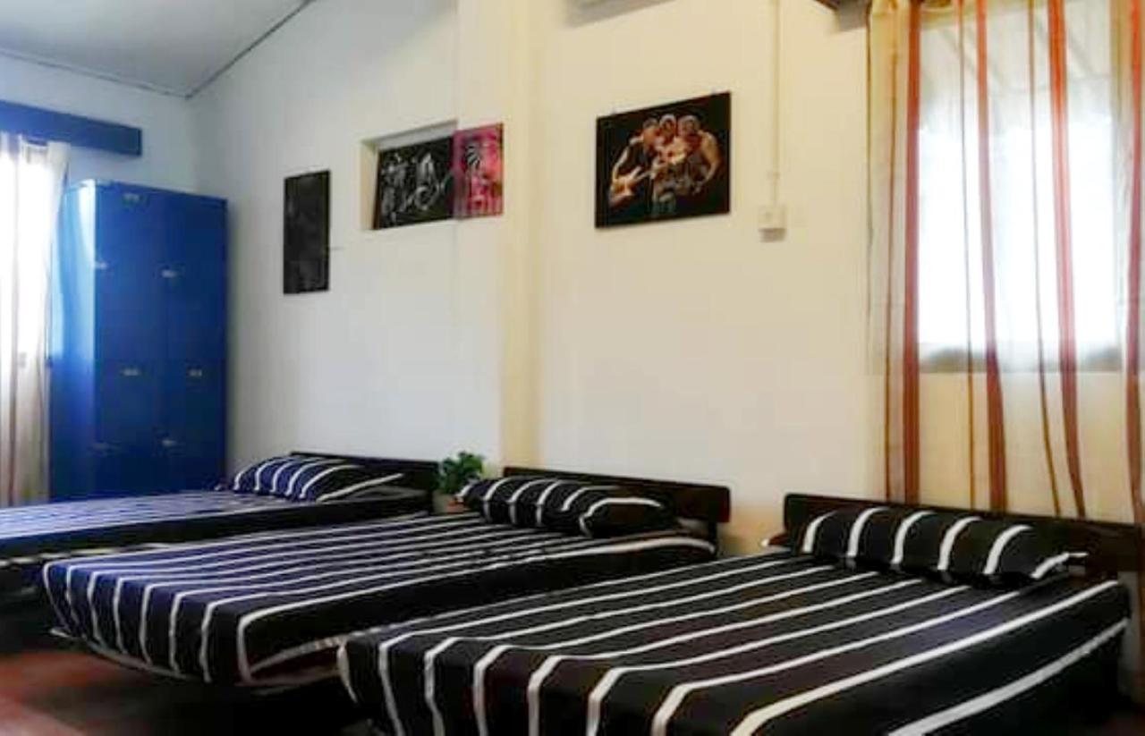 Hotel Mango'S Park Port Dickson Extérieur photo